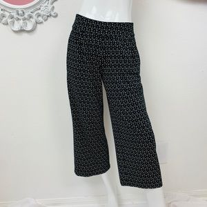 J. Jill / Black White Pleated Cropped